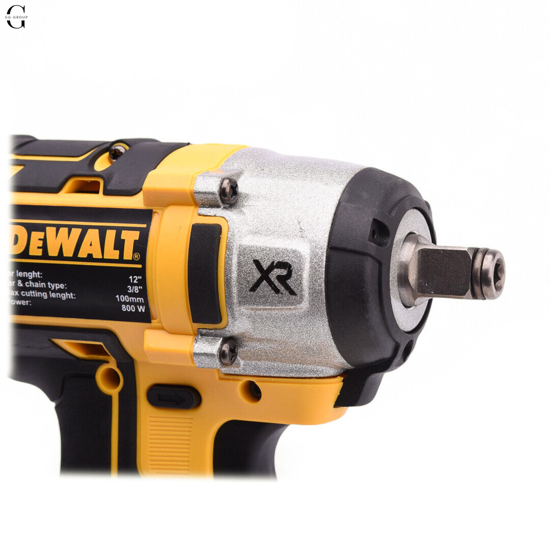 DeWALT гайковерт аккумуляторный 24V бесщеточный с кейсом, 2×10Ah аккумуляторами и набором насадок.