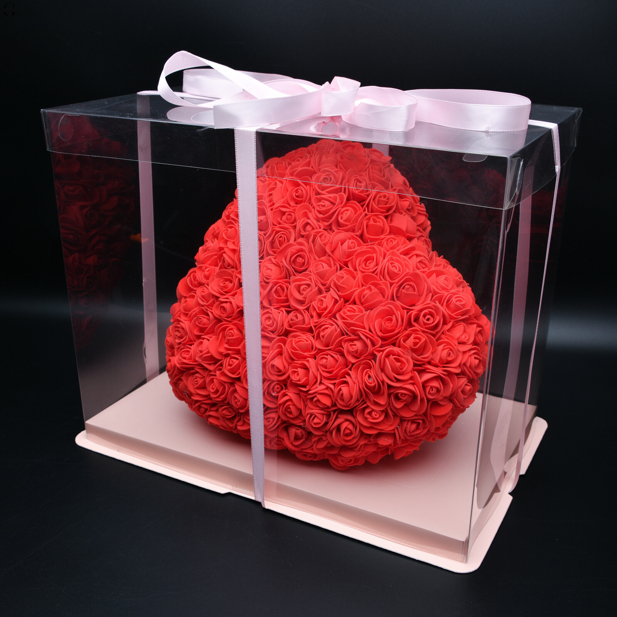 Серце з роз KR-20 28×25×13 см – декоративна композиція з 3D роз