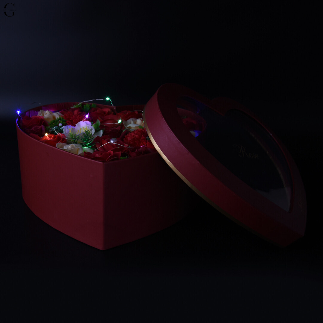 Подарочный набор цветочная композиция роз из мыла и LED подсветкой