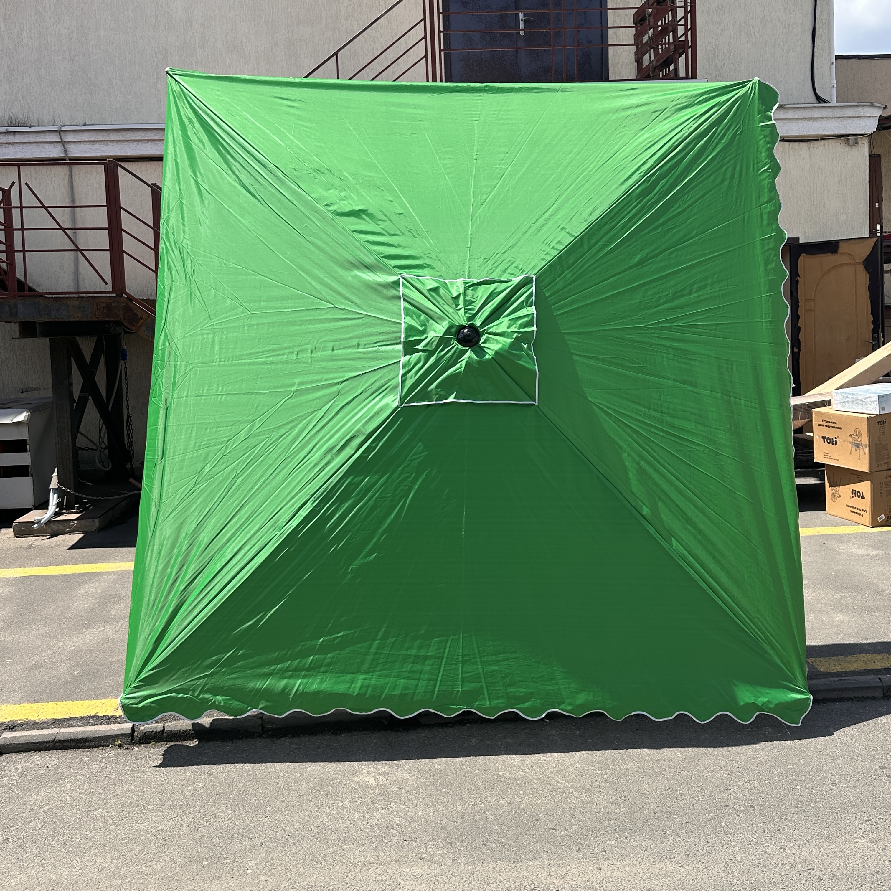 Зонт Monsen 2.5×2.5 м с ветровым клапаном, UV-защитой и регулировкой высоты, Турция.