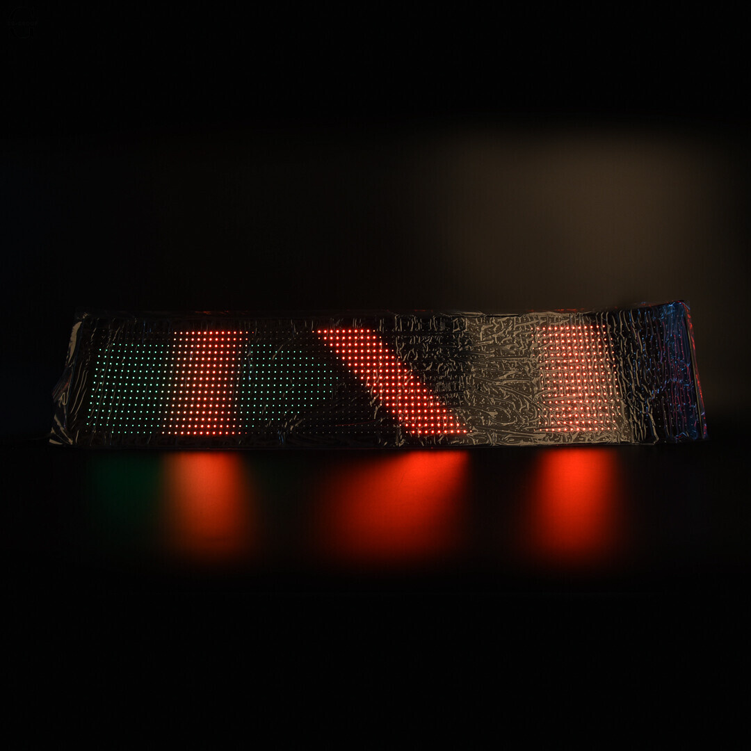 Гибкий водонепроницаемый LED дисплей 12×60 с Bluetooth, управлением и Type-C питанием