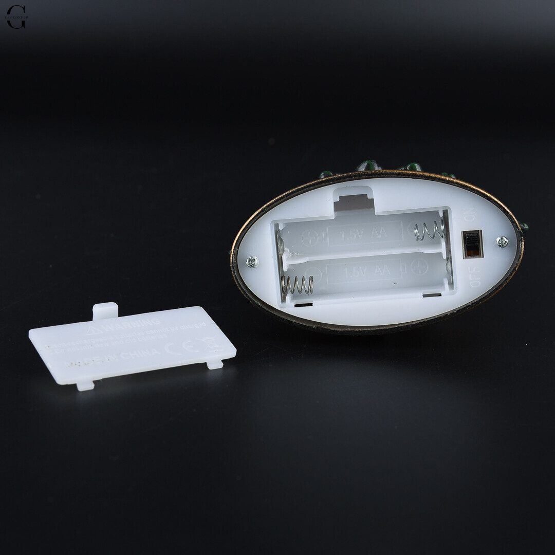 Різдвяний LED нічник-ялинка з фігурками та блискітками 14×8.5 см на батарейках AAA AT-D11S