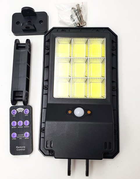 Уличный фонарь на солнечной батарее с датчиком движения и пультом Solar Induction Wall Lamp LL-69T