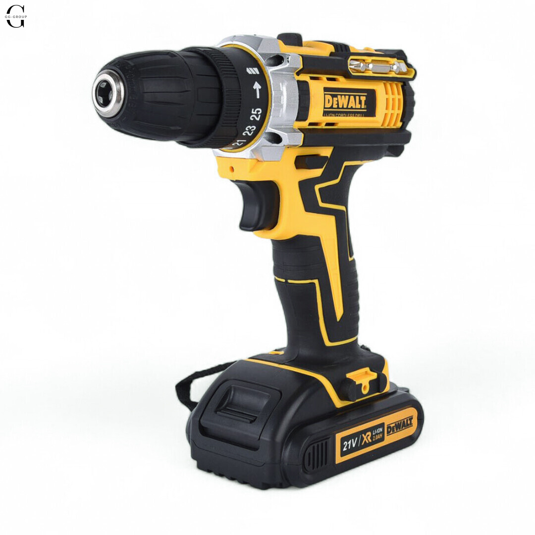 Шуруповерт акумуляторний DeWalt 21V з набором інструментів у кейсі, 2 акумулятори 2.0Ah